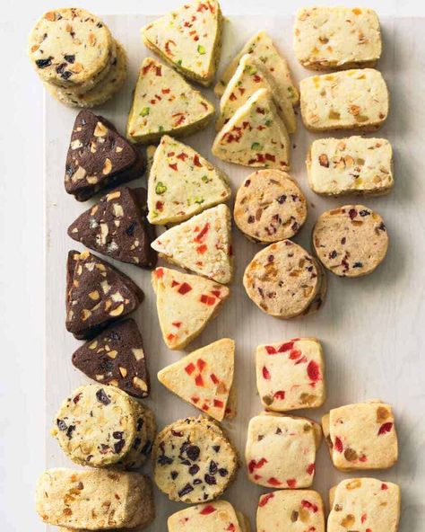 Favorite Christmas Cookies Baking List Different Types Of Cookies, Icebox Cookie Recipe, Cookie Swap Recipes, Types Of Cookies, Icebox Cookies, Oatmeal Cranberry Cookies, Easy Christmas Cookie Recipes, Cranberry Cookies, Sugar Cookie Frosting