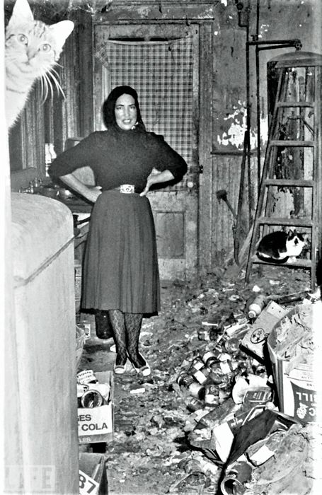 Grey Gardens House, Edie Bouvier Beale, Edith Bouvier Beale, Edie Beale, Little Edie, Gray Gardens, Lee Radziwill, Grey Gardens, Marlene Dietrich