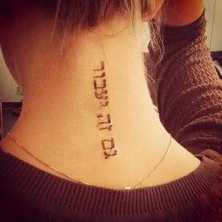 Like the idea of this tat location, only visible with hair up, with some sort of meaningful quote. Jewish Tattoo, Hebrew Tattoo, Tattoos Pictures, Small Tattoos With Meaning, Religious Tattoo, This Too Shall Pass, Time Tattoos, Piercing Tattoo, Get A Tattoo