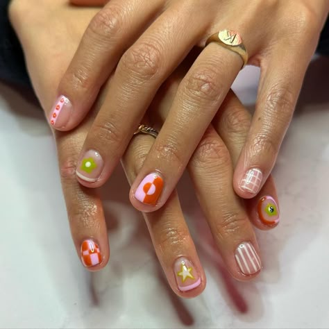 Bryce Vaughn Huntzinger | Mix & match ⚡️🩷 | Instagram Colourful Nails Short, Mixed Nail Designs, Nail Art Funky, Mix And Match Nails, Colourful Rings, Mix Match Nails, Art Funky, Nails Fun, Nail Jewels