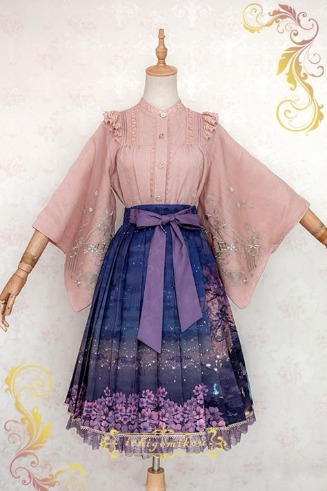 IchigoMiko -Fantastic Night By The River of Sakura- Wa Lolita Skirt (Long Version) Sakura Clothes, Fashion 70s, Eternal Beauty, Trendy Skirts, Sleeves Blouse, Metal Girl, Skirt Long, Embroidery Fashion, Gothic Art