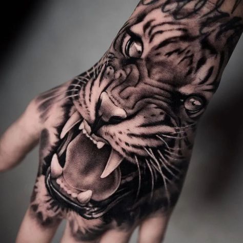 Creative Tattoo Ideas For Men, Tattoos Tiger, White Tiger Tattoo, Tiger Hand Tattoo, Tiger Face Tattoo, Tiger Head Tattoo, Tattoo Tiger, Tiger Tattoo Design, Quote Tattoo