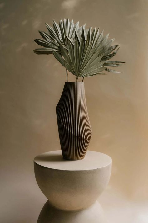 Large Vase, 3d Printed Vase, Japanese Vase, Floor Vase Tall, Modern Vase, Wooden Vase - Etsy Contemporary Vase, Table Vase, Simple Decorations, Vase Modern, Sculptural Vases, Floor Vases, Large Vases, Modern Vases, Modern Pottery Designs