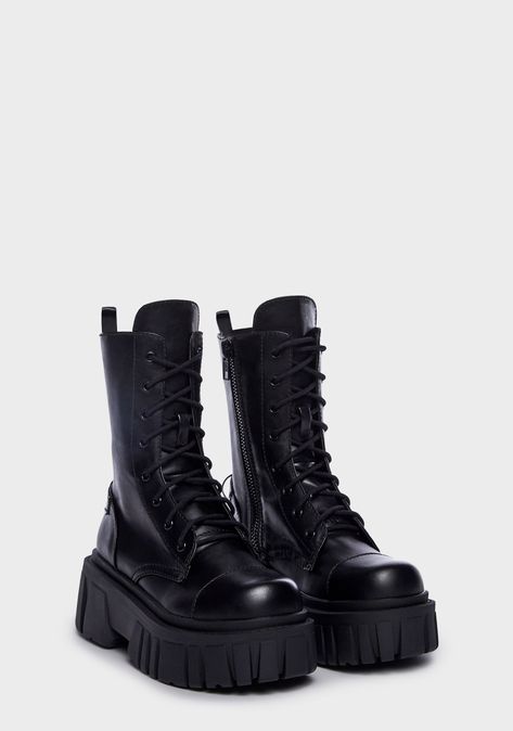 90s Platform Shoes, Chunky Combat Boots, Platform Combat Boots, Grunge Clothing, Dr Shoes, Lace Up Leggings, Cute Shoes Heels, Aesthetic Shoes, Current Mood