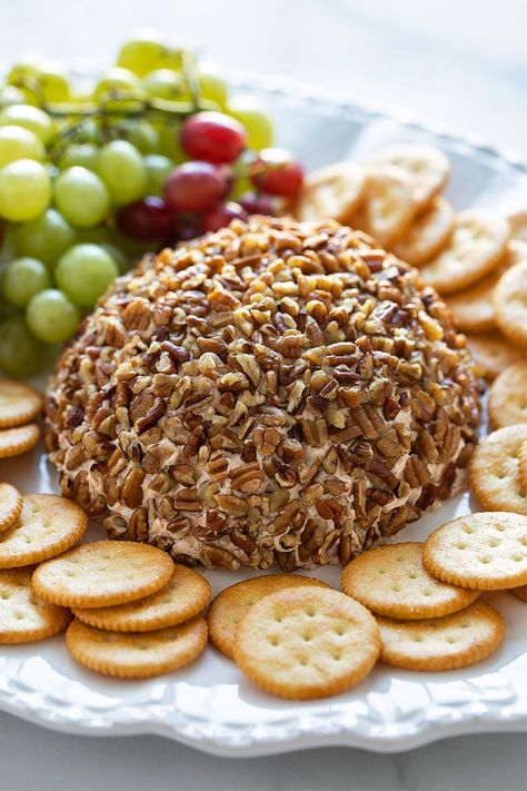 This easy and flavorful Shrimp Cheese Ball is always a crowd-pleasing appetizer! #cheeseball #shrimp #appetizer Cream Cheese Crab Ball, Hawaiian Cheese Ball Recipe, Shrimp Cheese Ball, Cream Cheese Shrimp, Shrimp Cream Cheese, Shrimp Ball, Shrimp Cheese, Cheese Shrimp, Xmas Appetizers