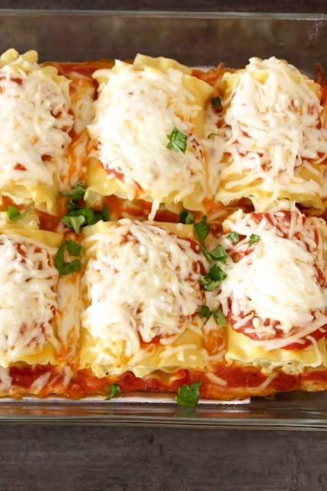 Lasagna Roll Ups packed with rich and flavorful layers of vegetables, ricotta, mozzarella, parmesan cheese and marinara sauce, wrapped in individual tender and soft lasagna pasta. It’s versatile and much easier than traditional lasagna recipe. Plus, it reheats and freezes really well! Lasagna Roll Ups Without Ricotta Cheese, Lasagna Wraps Roll Ups, Lazana Recipes Lasagna Roll Ups, Lasagna Roll Ups No Meat, Lasange Recipe Rolls, Mini Lasagna Rolls, Lasange Recipe Roll Ups, Rolled Lasagna Recipe With Meat, Lasagna Rolls Recipe With Ricotta