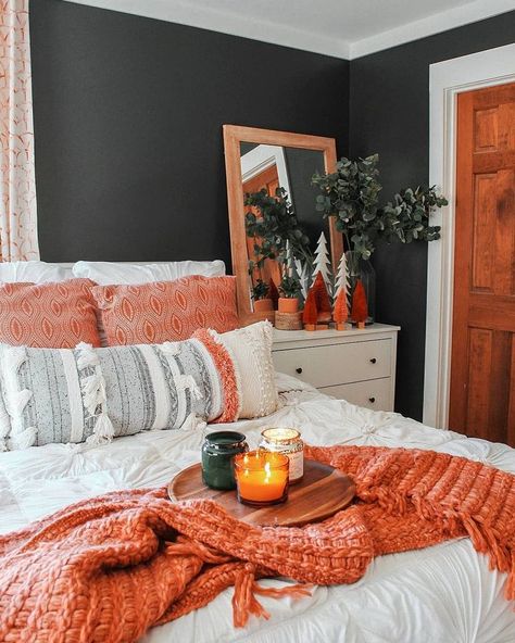 Bedroom is the place where we can be our own selves without any inhibitions any more. Decorate it well with bedroom furniture ideas. #bedroom colour ideas Design Ložnic, Ideas Habitaciones, Bedroom Orange, Bedroom Seating, Fall Bedroom, Montego Bay, Closet Doors, Design Living, My New Room