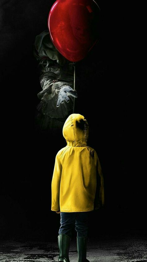 Horror Movie Sleeve, Horror Movie Wallpaper, Clown Horror Movie, Horror Facts, Es Pennywise, King Character, Yellow Rain Jacket, Black Cat Witch, Incredible Wallpaper