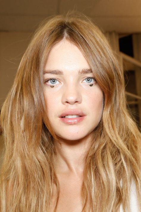 Natalia Vodianova Hair, Natalia Vodianova, Natural Blondes, Model Face, Beauty Icons, Dream Hair, Eyebrow Makeup, Great Hair, Perfect Hair