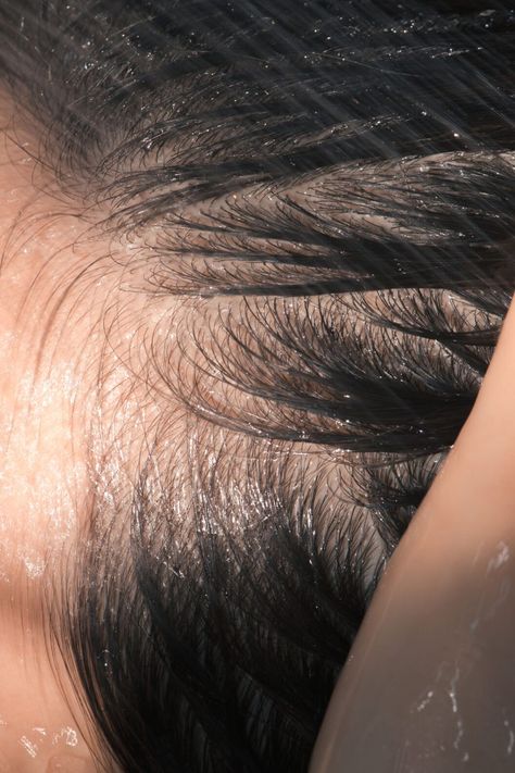 Learn everything you need to know about popular Japanese “head spas” and why experts say the detoxifying scalp treatments may help hair loss. Japanese Head Spa Aesthetic, Head Spa Aesthetic, Japanese Head Spa, Scalp Spa, Spa Colors, Head Spa, Vision 2024, Clean Scalp, Business Vision