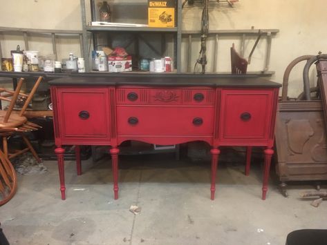 Red Painted Furniture, Muebles Shabby Chic, Repainting Furniture, Painting Wooden Furniture, Red Furniture, Furniture Renovation, Furniture Makeovers, Refurbished Furniture, Milk Paint