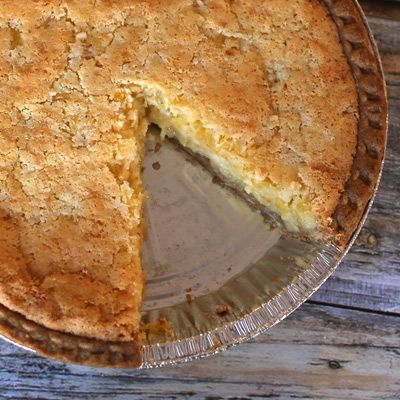 Lemon Buttermilk Pie, Food Processor Pie Crust, Lemon Chess Pie, Ready Made Pie Crust, Yummy Pies, Southern Pies, Chess Pie Recipe, Buttermilk Pie, Chess Pie