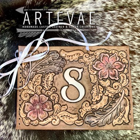 Tooled leather custom bridal bouquet wrap with dusty rose and something blue. Handmade by ArteVae Leather Bouquet Wrap Pattern, Leather Bouquet Wrap, Bridal Bouquet Wrap, Leather Artwork, Leather Keychain Diy, Leather Working Projects, Leather Inspiration, Saddle Shop, Leather Patterns