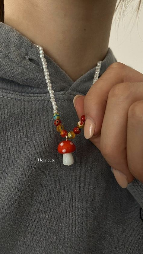 Clay Mushroom Necklace, Mushroom Beaded Necklace, Pendant Necklace Aesthetic, Necklace Aesthetic, Mushroom Necklace, Mushroom Pendant, Indie Jewelry, Diy Friendship Bracelets Patterns, Beaded Necklace Diy