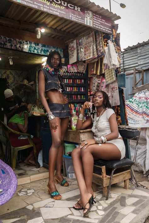 African Streetwear, Makeup Creative, Accessories Colorful, Creative Styling, Streetwear Denim, I Love Being Black, Crop Top And Skirt, Black Photography, Denim Crop Top