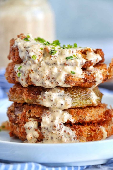 Louisiana Louisiana Remoulade Sauce Sauce - Kenneth Temple Kenneth Temple, Southern Fried Green Tomatoes, Fried Green Tomatoes Recipe, Green Tomato Recipes, Fried Tomatoes, 12 Tomatoes Recipes, Remoulade Sauce, Cooking Tomatoes, Fried Green