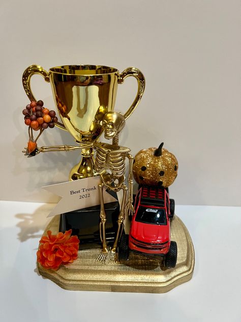 Trunk Or Treat Trophy Ideas, Trick And Trunk Ideas, Halloween Trophy Ideas Diy, Halloween Trophies Ideas, Diy Halloween Costume Contest Trophies, Diy Trunk, Trophy Ideas, Let's Pretend, Treat Ideas