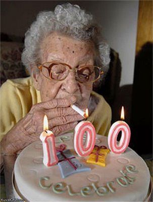 Funny Happy Birthday Pictures, Grandma Aesthetic, Funny Old People, Regnul Animal, Green Tea Face, Happy Birthday Funny, Happy Birthday Pictures, Peggy Carter, Funny Happy Birthday