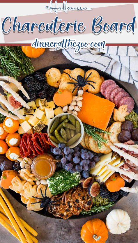 Halloween Charcuterie Board, Halloween Charcuterie, Festive Appetizers, Fried Mushrooms, Halloween Appetizers, Snack Board, Haunted Halloween, Halloween Dinner, Drinks To Try