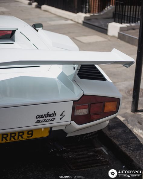 Lamborghini Countach Aesthetic, Vintage Lamborghini, Vintage Sports Cars, Lamborghini Countach, Street Racing Cars, Pretty Cars, Classic Cars Vintage, Car Guys