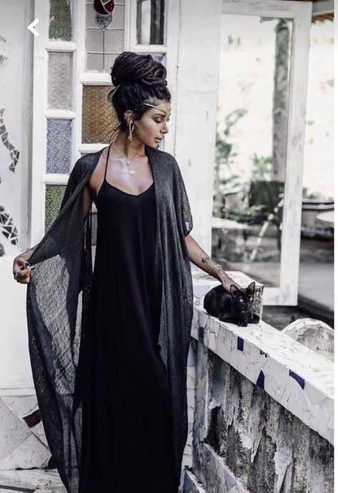 Grey Boho, Cape For Women, Look Boho Chic, Boho Goth, Estilo Hippy, Mode Hippie, Beach Kimono, Diy Vetement, Mode Boho