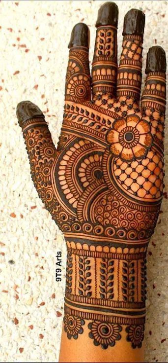 Simple Mwhwndi Designs, Mehndi Designs For Girls Front Hand, Easy Mehndi Design Front Hand, Mehandiii Design Simple Front Hand, Full Hand Mehndi Design Easy, Mehedi Henna Ideas Front Hand, Easy Mehndi Design Simple Front Hand, Mehendi Designs Both Hands, Front Hand Mehendi Idea