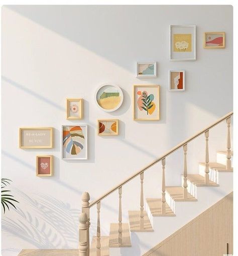 Picture Frame Gallery Wall, Gallery Wall Stairs, Frame Gallery Wall, Staircase Pictures, Gallery Wall Staircase, Staircase Wall Decor, Stair Gallery, Picture Frame Gallery, Family Photo Wall