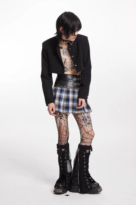 Punk Poses, Punk Jacket, Punk Skirt, New Rock, Pose Reference Photo, Swag Outfits, Punk Fashion, Outfits Aesthetic, Aesthetic Clothes