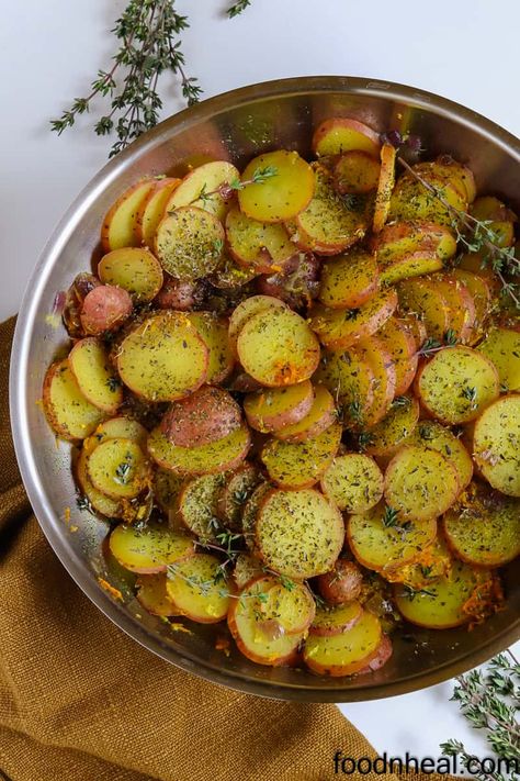 Red Potatoes Recipe Stovetop, Red Potato Meals Dinners, Red Potatoes Stove Top, Red Potatoes On Stove Top, Red Potato Fries, Red Potato Recipes Stovetop, Small Red Potatoes Recipes, Sauteed Red Potato Recipes, Red Potato Recipes Easy