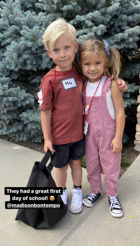 Boys First Day Of School Outfit, First Day Of School Outfit Boy, Halston Fisher, Fisher Fam, Fish Fam, Fisher Family, Twin Baby Clothes, Taytum And Oakley, Sibling Pictures