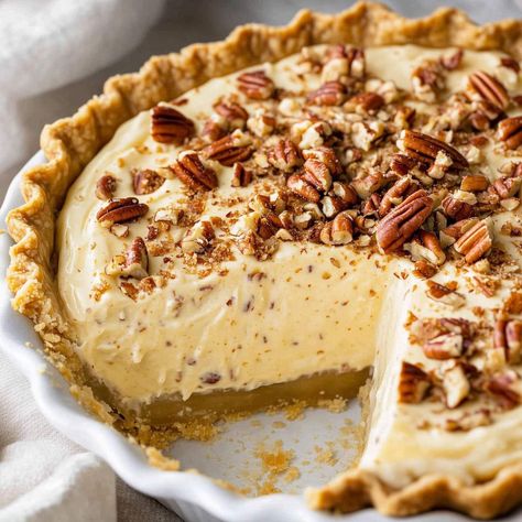 Pecan Cream Pie Pecan Cream Pie Recipe 12 Tomatoes, 1 Crust Pie Recipes, Cream Pies No Bake, Desert Pastries, Creamy Pecan Pie Recipe, Pecan Cream Pie Recipe, No Bake Pecan Pie, Pecan Cream Pie, Hawaiian Banana Bread