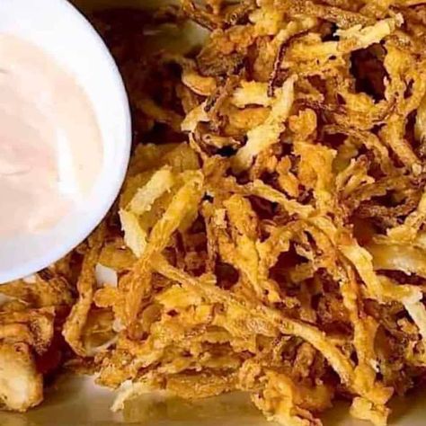 Crispy onion strings straws recipe close up with dip Onion Straws, Onion Strings, Chicken Salads, Salad Toppers, Bone Broth Recipe, Easy Appetizers, Crispy Onions, Crunchy Snack, Broth Recipes