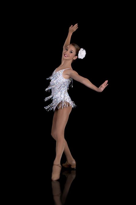 Flapper Dance Costume, Gatsby Dance Costume, Tap Poses Dancers, Tap Poses For Pictures, Tap Dance Poses, Tap Poses, Recital Photoshoot, Tap Dance Photography, Tap Dance Costumes