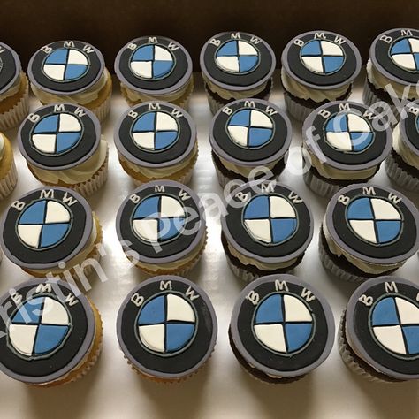 Bmw Cupcakes, Birthday Cake Chocolate, Cake Chocolate, Bmw Logo, Birthday Cupcakes, Cupcake Cookies, 3rd Birthday, Birthday Cakes, Birthday Ideas