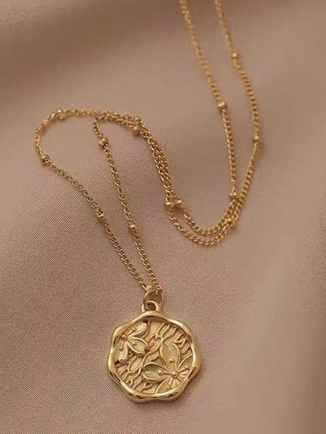 1pc Round Plate Peach Blossom Imprint Pendant Necklace Non-FadingI discovered amazing products on SHEIN.com, come check them out! Flower Resin Jewelry, Preppy Jewelry, Peach Blossom, Gold Fashion Necklace, Gold Collar, Fancy Jewellery, Jewelry Lookbook, Square Pendant, Peach Blossoms