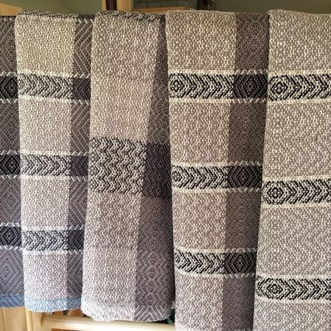 Towels in neutral tones | TOWELS Handwoven Towels, Weaving Projects, Neutral Tones, Woven Rug, Hand Towels, Tea Towels, The Kitchen, Spinning, Towels