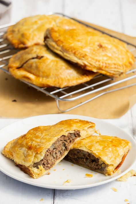 Forfar Bridie Recipe | Scottish Meat Pie Recipe | Scottish Recipes | Bridies Recipe | Scottish Pies Recipe | Scottish Foods Scottish Recipes Authentic, Healthy Scottish Recipes, Unusual Recipes, Scottish Beef Pie, Scottish Meat Pies, Forfar Bridie Recipe, Scottish Macaroni Pie, Scottish Snack Recipes, Scottish Meat Pie Recipe