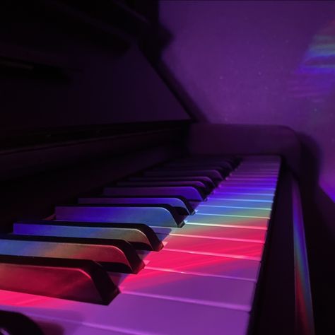 Piano Aesthetic, Miracle Musical, Piano Art, Guitar Pics, Pretty Images, Indie Aesthetic, The Next Big Thing, Purple Aesthetic, Shades Of Purple