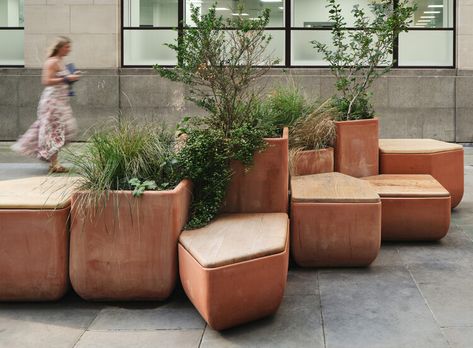 City Clusters / Butler Wiltshire | ArchDaily London Country, Urban Tree, Outside Room, Home Greenhouse, Public Seating, Public Realm, Urban Furniture, Architectural Photography, Street Furniture