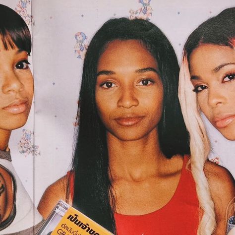 threesixvinyl on Instagram: "TLC 3D Thailand Press Cassette #Cassette #TLC #3D #TBoz #Chilli #LisaLopes #LeftEye #LisaLeftEyeLopes" Chilli Tlc 90s, Tlc Chilli, Tlc 90s, Chilli Tlc, Halle Berry, Barbie Girl, Halle, Life Style, Beautiful People