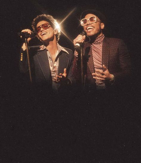 Las Vegas Strip's Newest Hotel & Casino - Park MGM 70s Fashion Men, Silk Sonic, Anderson Paak, Big Board, Famous Men, Music Aesthetic, Album Cover Art, Bruno Mars, Soul Music