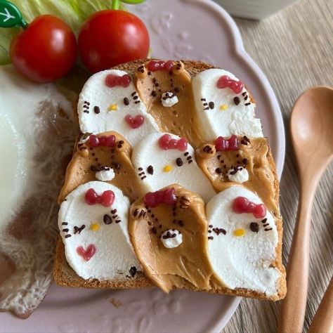 Dessert Plate Decoration, Bear Toast, Pastel Cupcakes, Make 100 A Day, Kawaii Cooking, Creative Desserts, Japanese Dessert, Kawaii Food, Japan Food