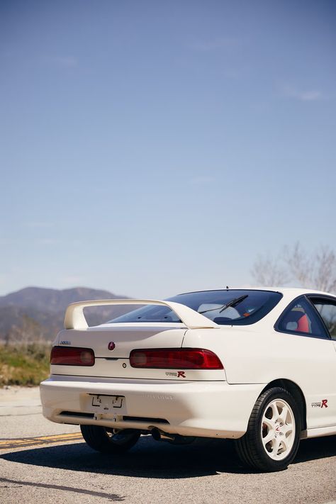 Joshua Vides and His 2001 Acura Integra Type R | Hypebeast Integra Wallpaper, Acura Integra Wallpaper, Integra Type R Wallpaper, 1996 Acura Integra, 1995 Acura Integra, Honda Integra Type R Dc2, 2000 Acura Integra, Acura Integra Type R, 2000 Wallpaper