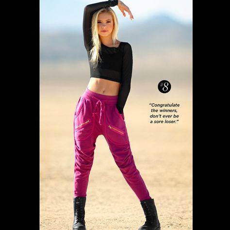 Hip Hop Dance Photography, Hip Hop Dance Poses, Dance Lifestyle, Hip Hop Dance Outfits, Dance Costumes Hip Hop, Hip Hop Costumes, Dance Photo Shoot, Dance Picture Poses, Hip Hop Dancer