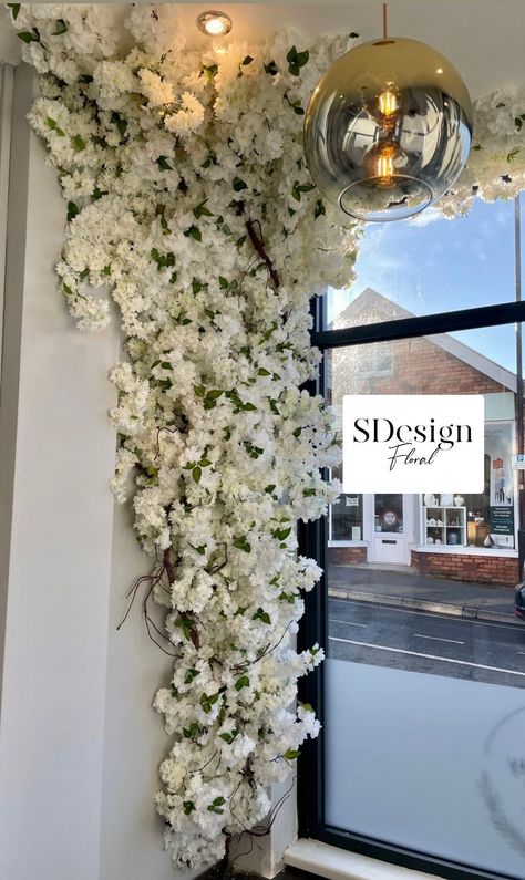 White/Ivory Cherry Blossom Garland, Luxury Artificial Cherry Blossom Garland 150 cm Long, Sakura Flower Swag, Faux Wedding Flower Arch Shop Front Floral Installation, Salon Feature Wall Ideas, Cherry Blossom Garland, Wedding Flower Arch, Salon Suite Decor, Cherry Blossom Decor, Flower Swag, Selfie Wall, Floral Installations