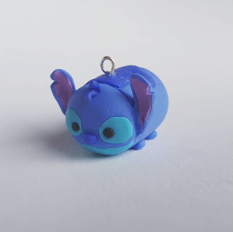 Stitch Clay Art, Stitch Polymer Clay, Stitch Clay Sculpture, Stitch Polymer Clay Earrings, Stitch Clay, Clay Stitch Disney, Polymer Clay Stitch Disney, Disney Clay Charms, Polymer Clay Stitch