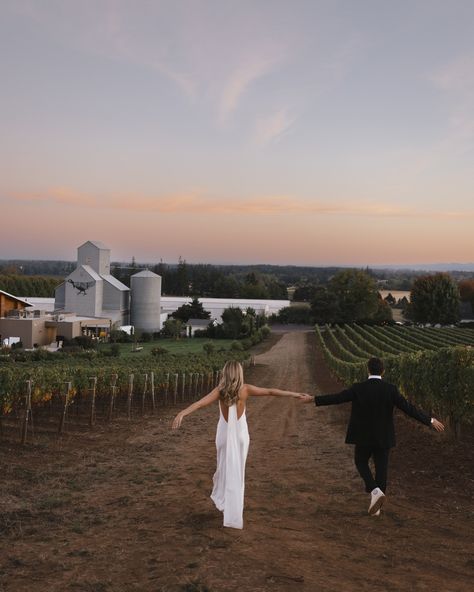 Romantic vineyard wedding in Oregon, sunset bridal portraits, outdoor wedding venue, tented reception inspiration, second-look bridal fashion, Pacific Northwest wedding photographer, wine country wedding elegance, scenic wedding photography. Wedding Photography Vineyard, Wedding Photos Vineyard, Montaluce Winery Engagement Photos, Vineyard Wedding Photos, Vineyard Proposal, Vineyard Elopement, Oregon Vineyards, Vineyard Wedding Reception, Sunset Romance