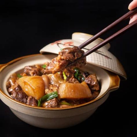 Brisket Stew, Chinese Beef Stew, Chinese Beef, Easy Delicious Dinners, Beef Tendon, Mapo Tofu, Lamb Stew, Recipes Beef, Tiger Tiger