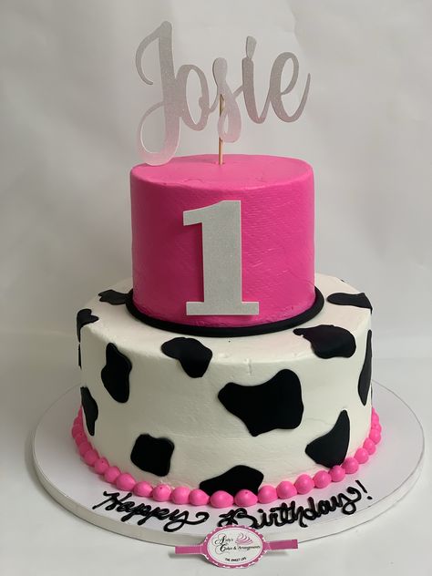 Hot Pink Cow Print Cake, Pink Cow Print Birthday Cake, Cow Print Cakes, Cow Print Birthday, Cow Birthday Cake, Cow Cupcakes, Second Birthday Cakes, 8th Birthday Cake, Cow Cakes