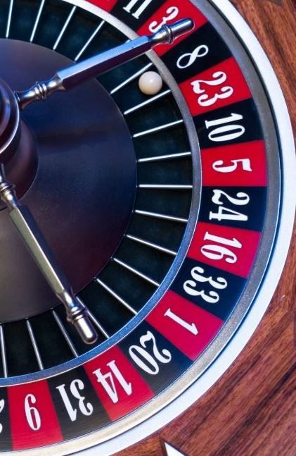 From good ol’ roulette to cool new Nintendo games, here are 6 popular online casino games to try your hand at online gaming. #casino #games #onlinegambling #gambling #onlinecasino #casinogames #online #bored Game Money, Jackpot Casino, Online Casino Slots, Mobile Casino, Casino Slot Games, Getting Played, Gambling Games, Online Gaming, Casino Sites